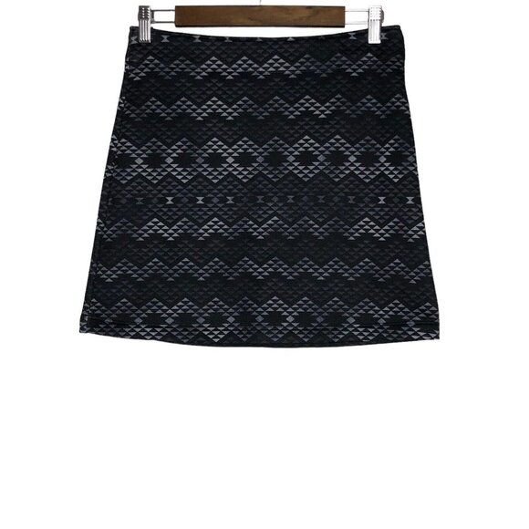 Athleta Black and Gray Fleece Lined Geometric Print‎ Skirt Size Small - Picture 1 of 8